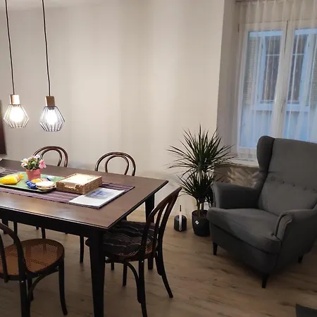 Bastis Family Apartment
